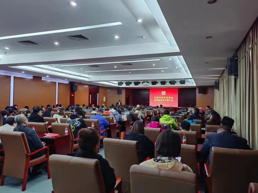 1a166dc54e30ff3a9b0a36821db0d3fe